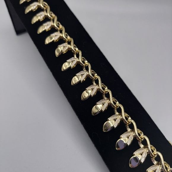 Vintage Chain Necklace w/Leaf Design/ Goldtone & Enamel.VGC & Attractive! - Picture 11 of 13